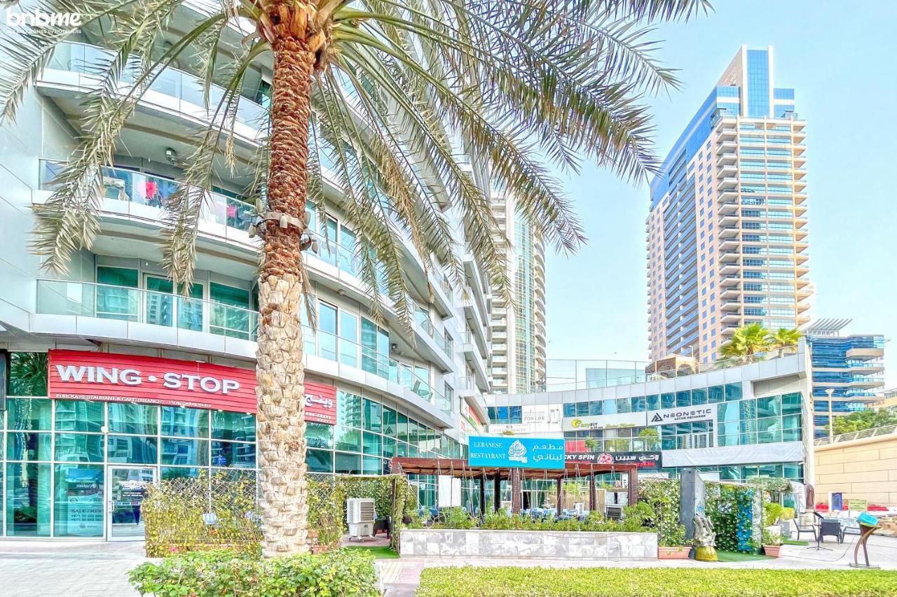 Bnbmehomes - Sit Back & Enjoy Seeing The Luxury Yachts Drive By - B67 Dubai Exterior photo